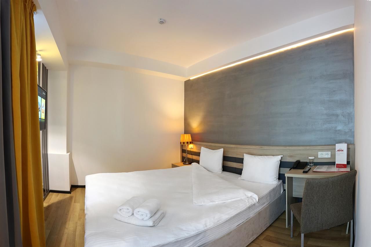 Отель Astra Hotel Алматы-22