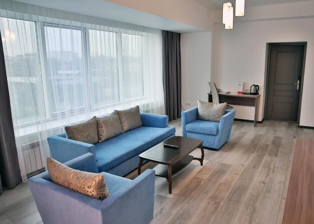 Отель Astra Hotel Алматы