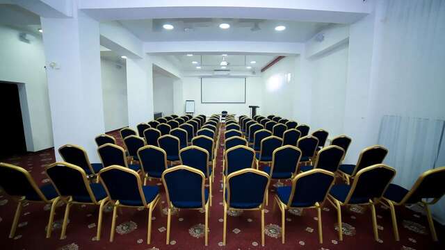 Отель Astra Hotel Алматы-18