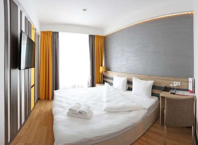 Отель Astra Hotel Алматы-11
